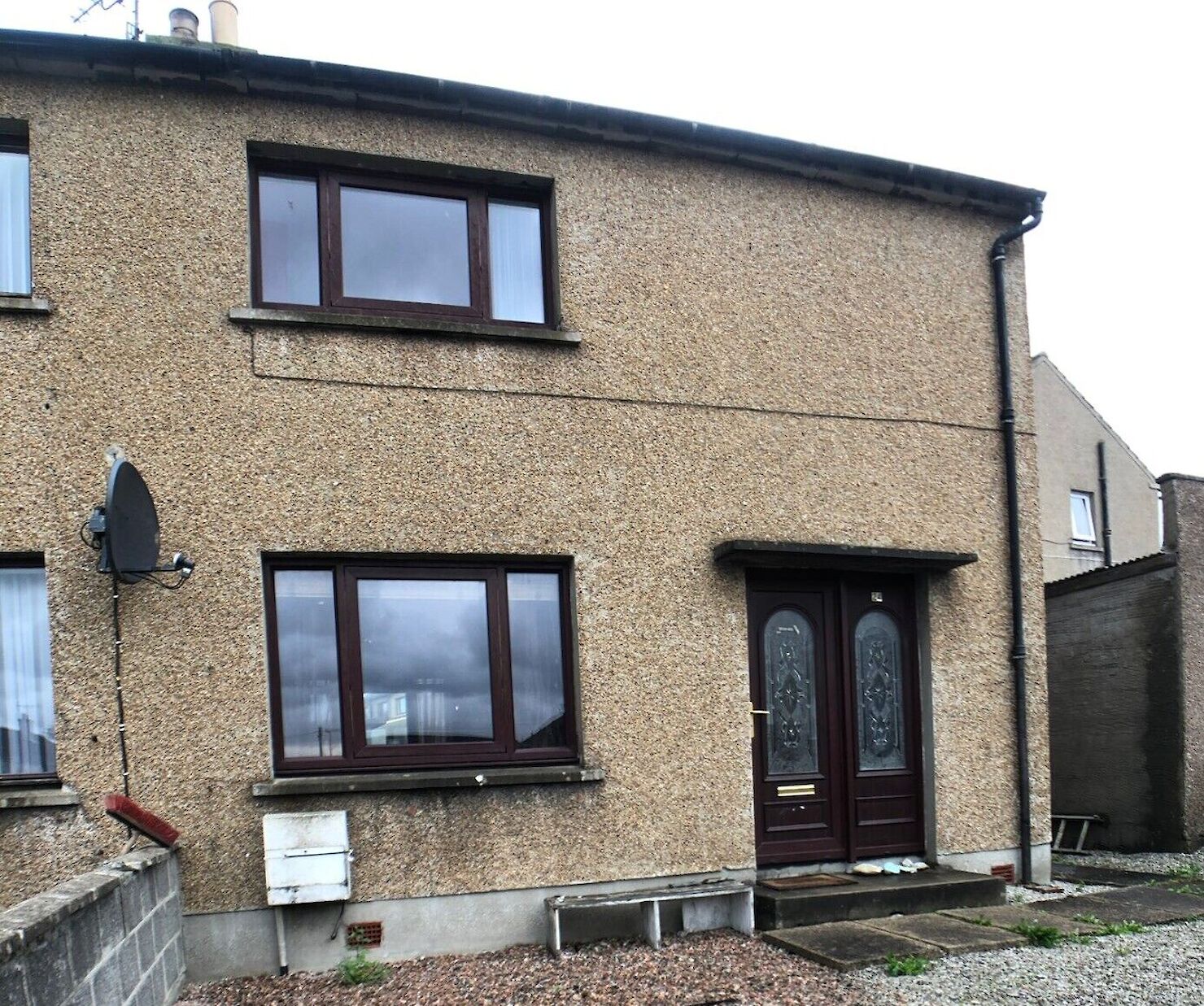 This [2-bedroomed Thurso property](https://www.dandhlaw.co.uk/property/search/24-mount-pleasant-thurso) is situated in a popular residential area within walking distance of Thurso town centre and associated local amenities.